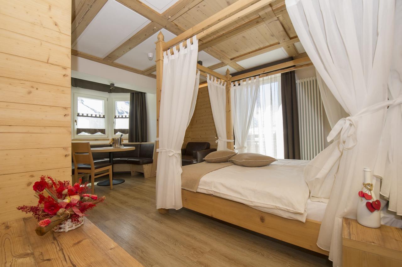 Hotel La Torretta Passo del Tonale Exteriér fotografie